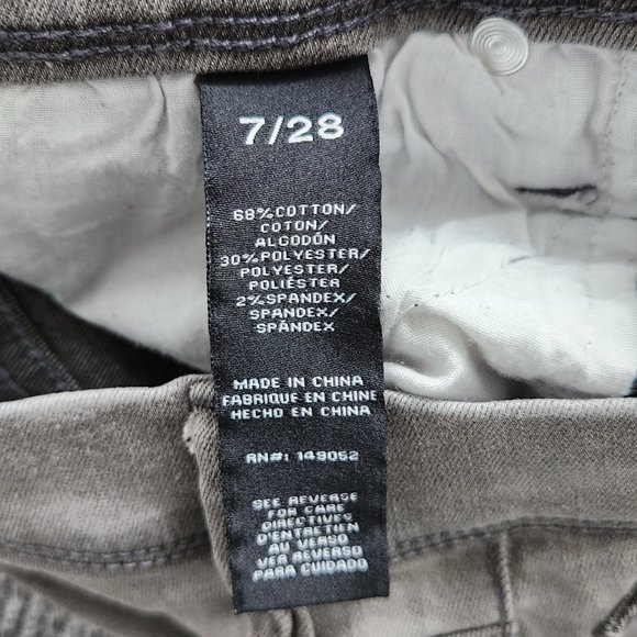 COPY - Slit Hem Straight Leg Jeans - Grey - FASHION NOVA - Picture 8 of 11